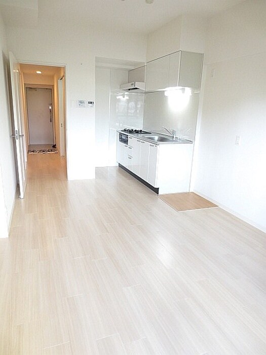 物件内観写真10　(居室)