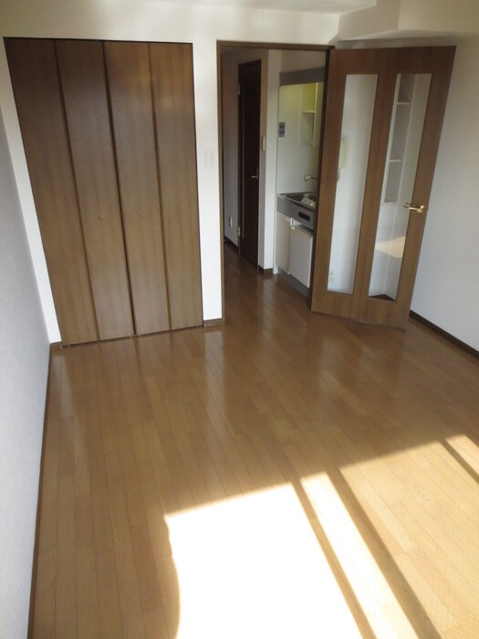 物件内観写真4　(居室)