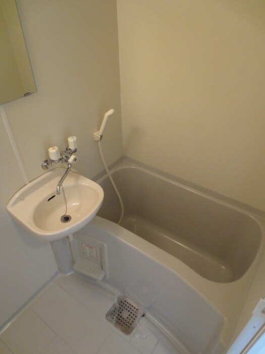 物件内観写真8　(バス／シャワールーム等)