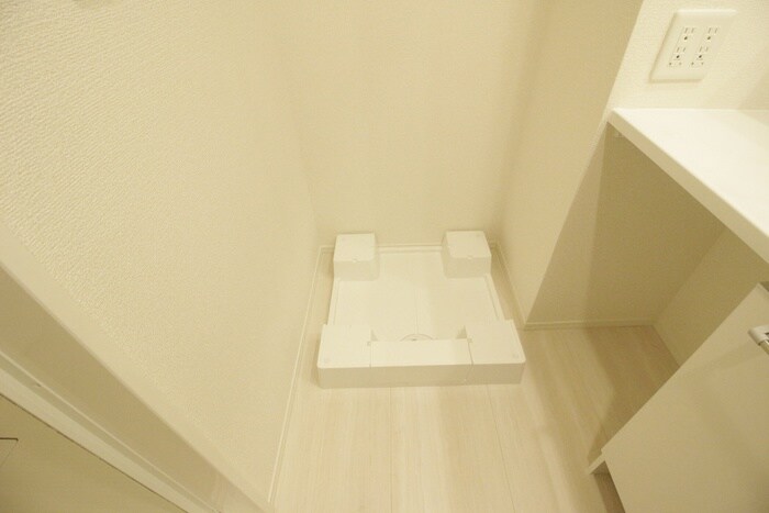 物件内観写真13　(洗濯機置場)