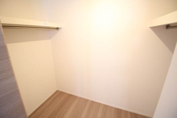 物件内観写真13　(収納)