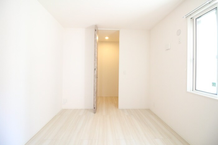 物件内観写真16　(居室)