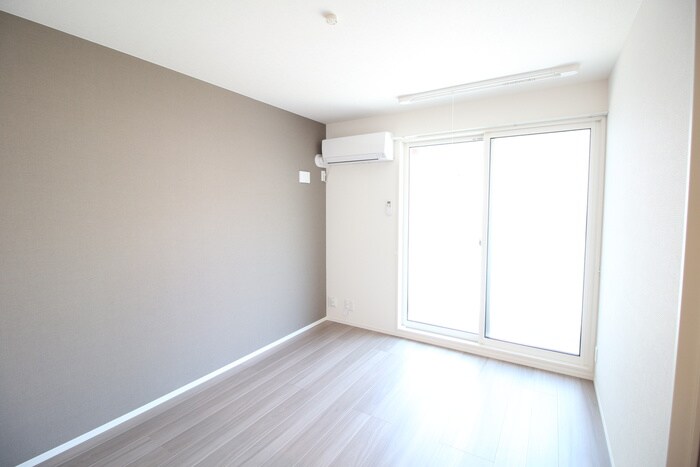 物件内観写真18　(居室)