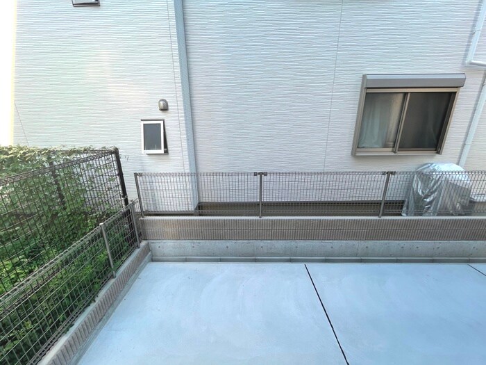 物件内観写真18　(室内からの展望)