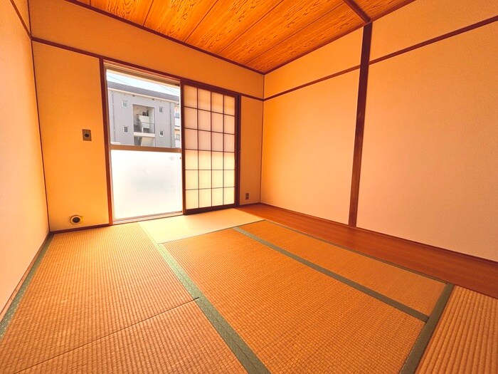 物件内観写真13　(居室)