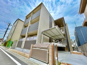 カーサ・オストロ外観写真