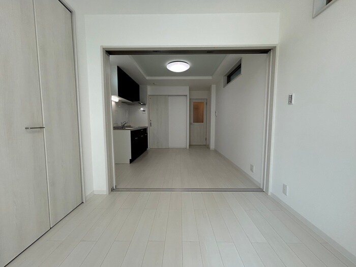 物件内観写真4　(居室)