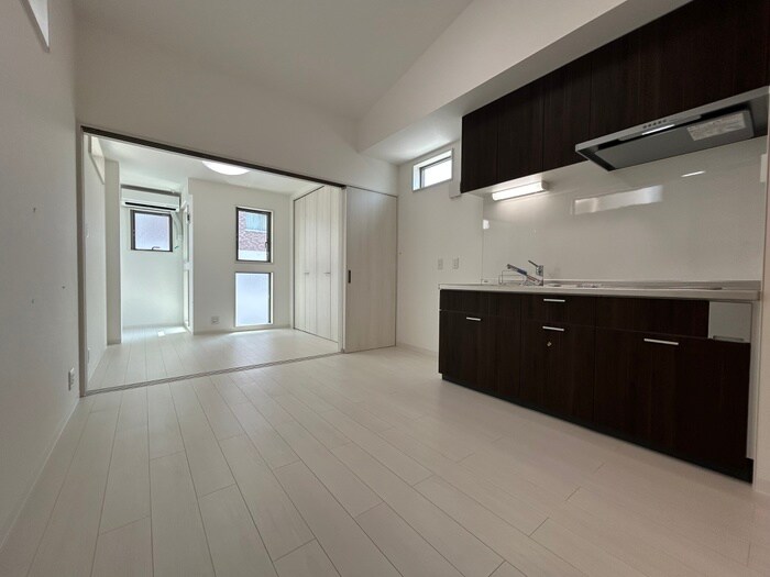 物件内観写真9　(居室)