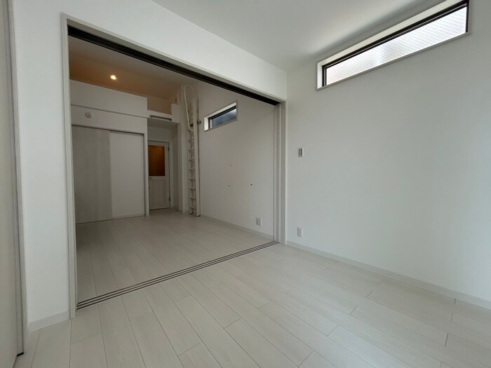 物件内観写真10　(居室)