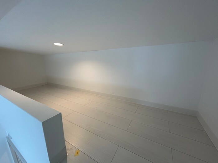 物件内観写真12　(ロフト)