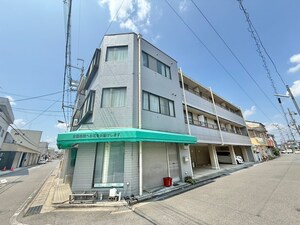メゾン敷島外観写真
