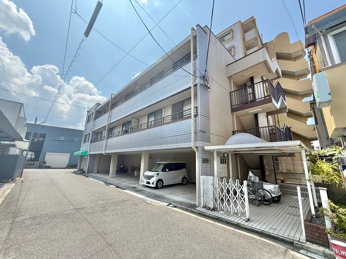 メゾン敷島の物件外観写真