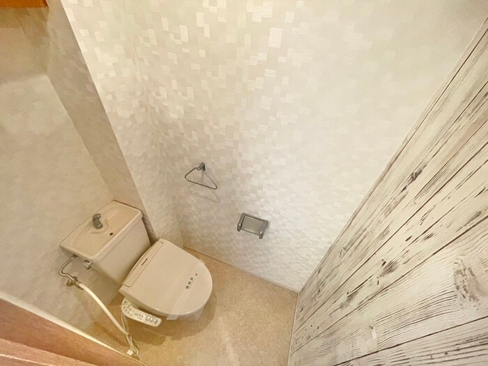 物件内観写真12　(トイレ)