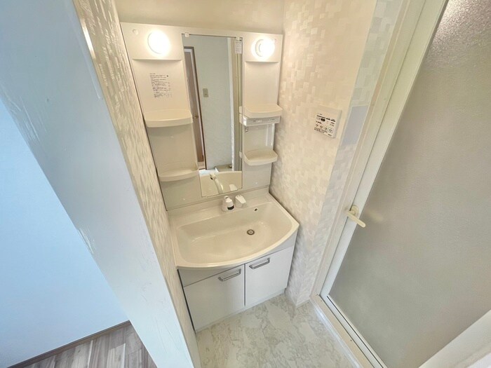 物件内観写真13　(洗面)