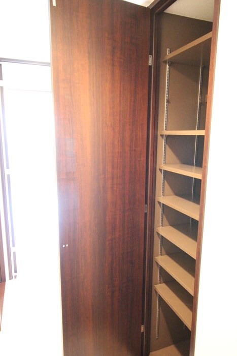 物件内観写真15　(靴箱)