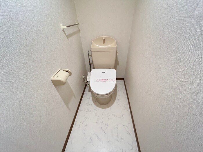 物件内観写真11　(トイレ)