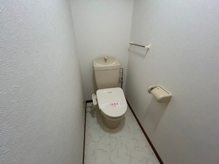 物件内観写真12　(トイレ)