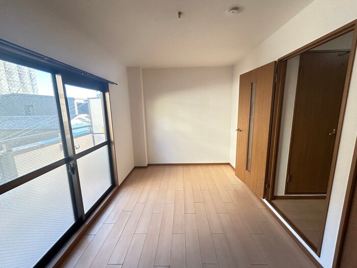 物件内観写真18　(居室)