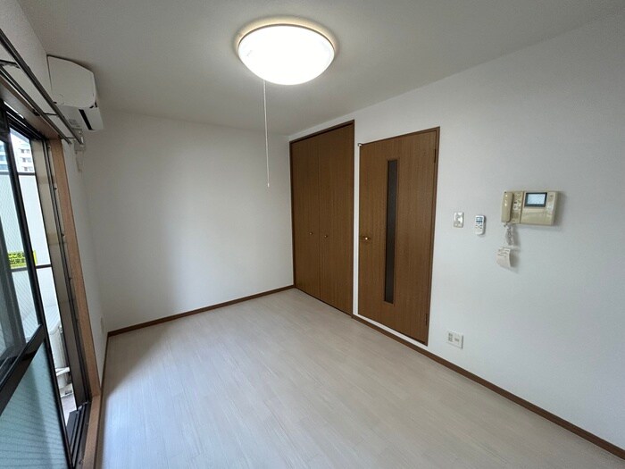 物件内観写真19　(居室)