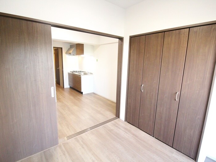 物件内観写真9　(居室)