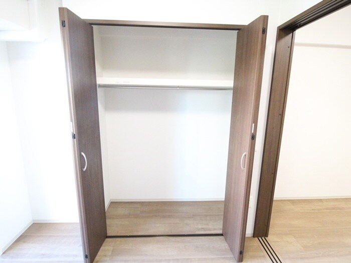 物件内観写真10　(収納)
