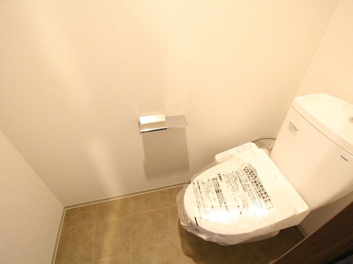 物件内観写真15　(トイレ)