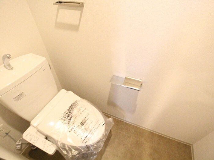 物件内観写真15　(トイレ)