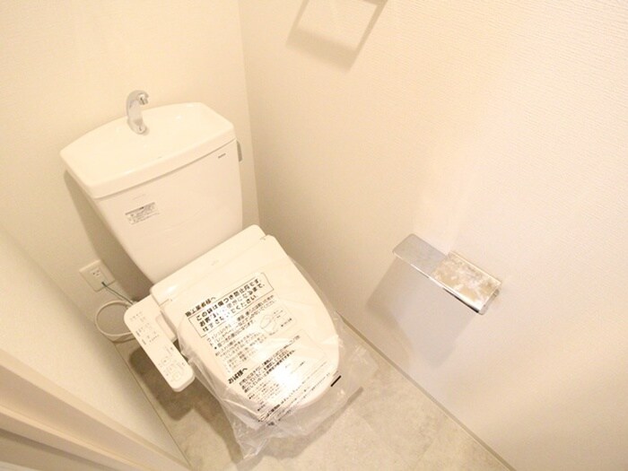 物件内観写真15　(トイレ)