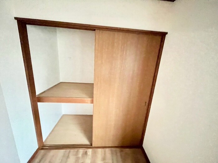 物件内観写真14　(収納)