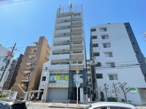 ハイネス・センターコート外観写真