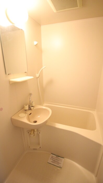 物件内観写真9　(バス／シャワールーム等)