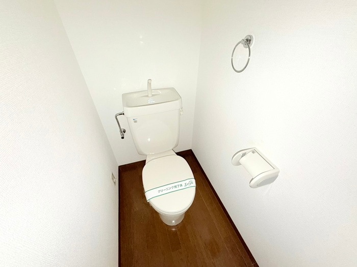 物件内観写真13　(トイレ)