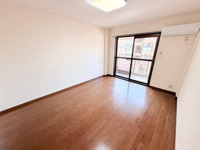 物件内観写真14　(居室)