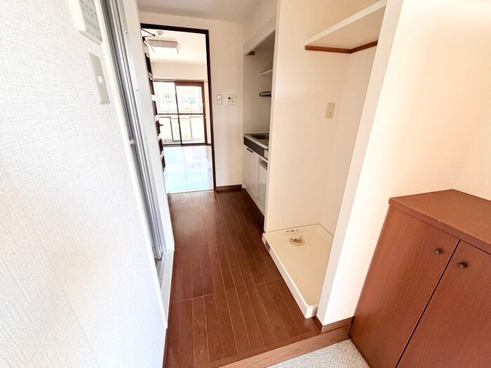 物件内観写真15　(廊下)