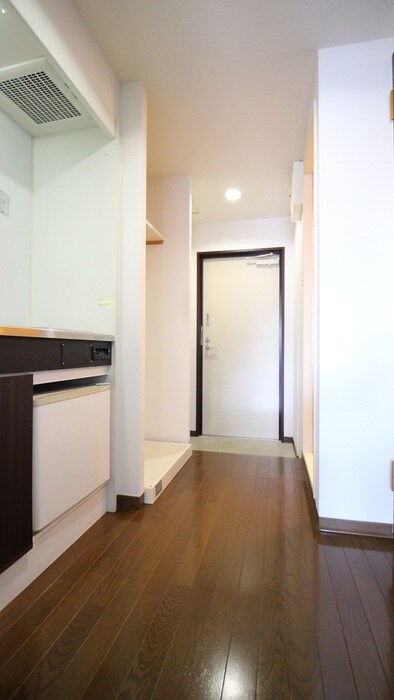 物件内観写真18　(廊下)