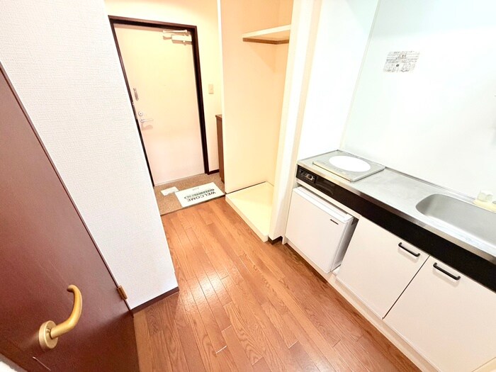 物件内観写真19　(廊下)