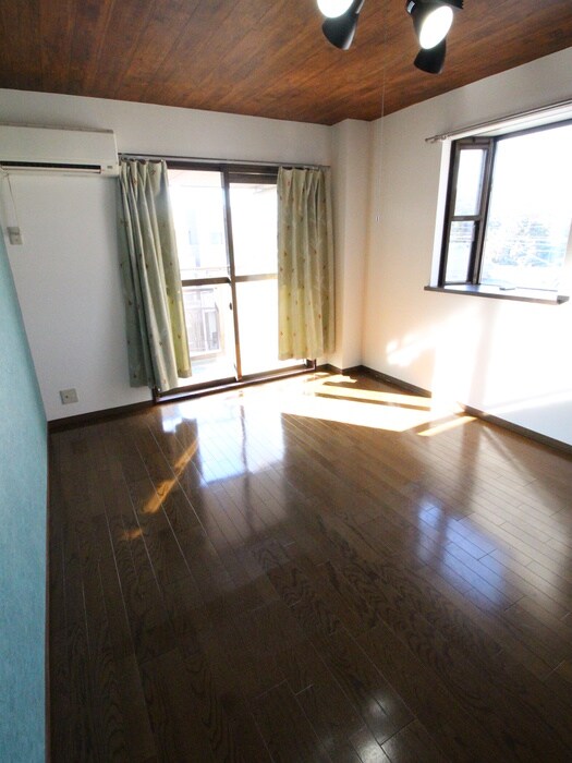 物件内観写真21　(居室)