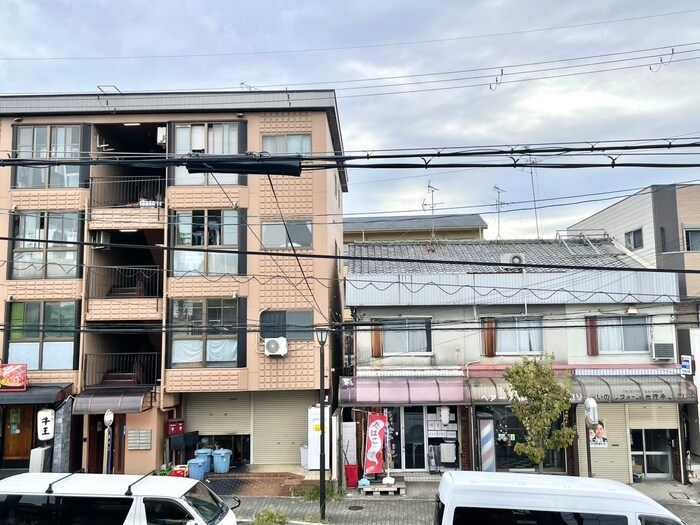 物件内観写真22　(室内からの展望)