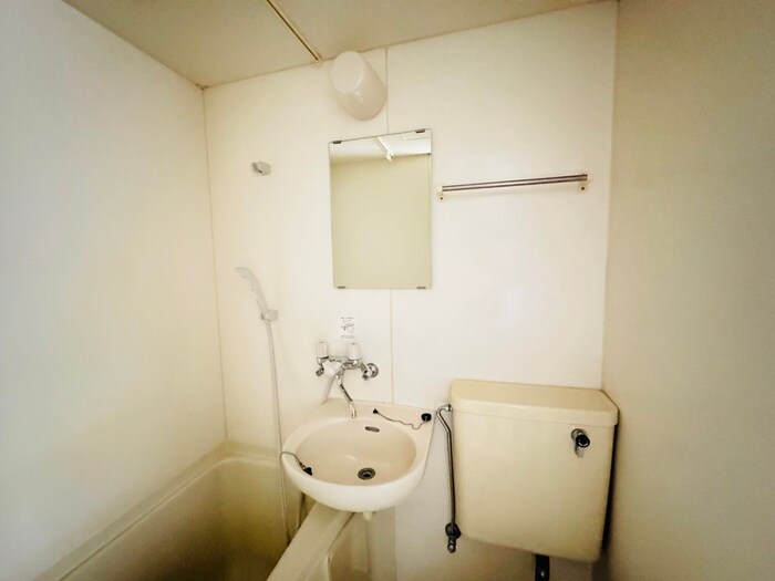 物件内観写真12　(洗面)