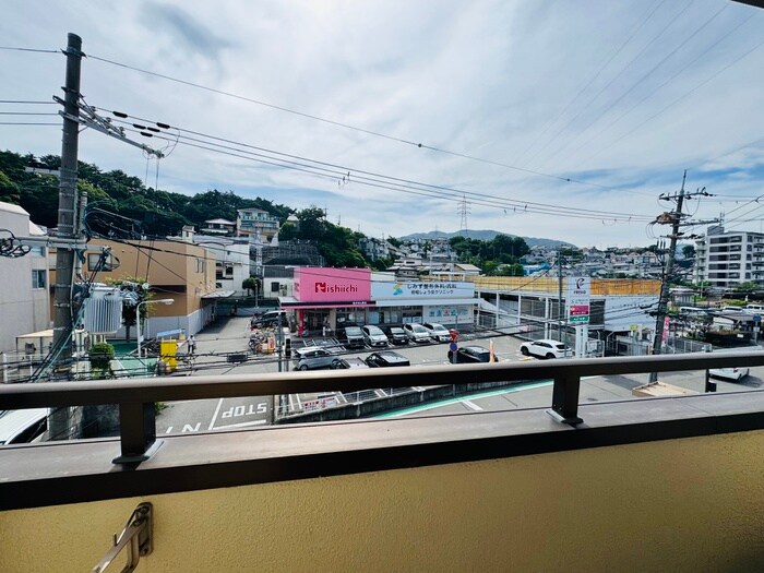 物件内観写真15　(室内からの展望)