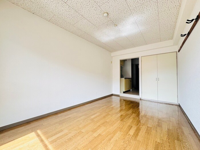 物件内観写真19　(居室)