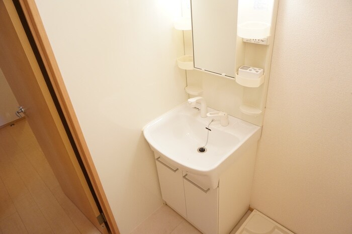 物件内観写真10　(洗面)