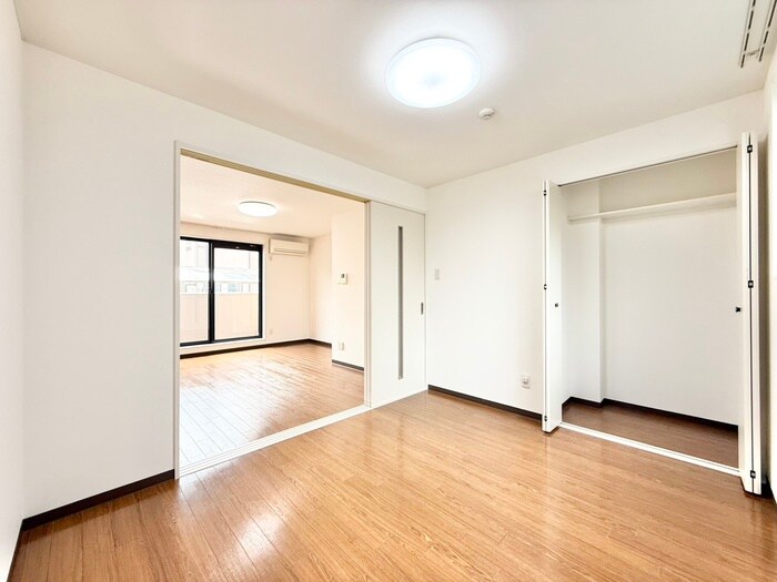 物件内観写真9　(居室)