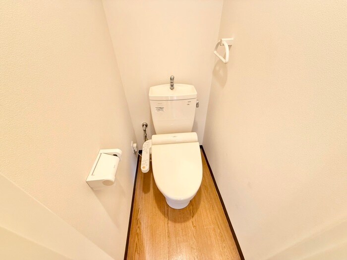 物件内観写真16　(トイレ)