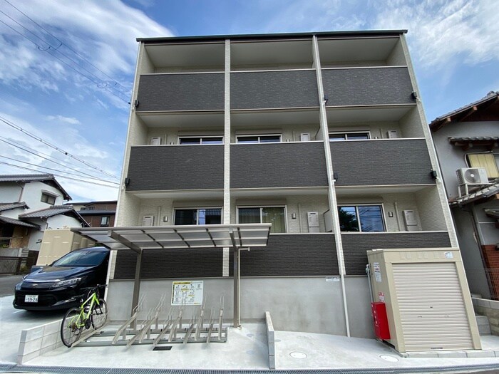 物件外観写真2　(外観写真)