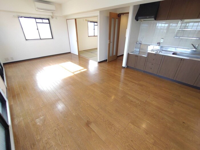 物件内観写真7　(居室)