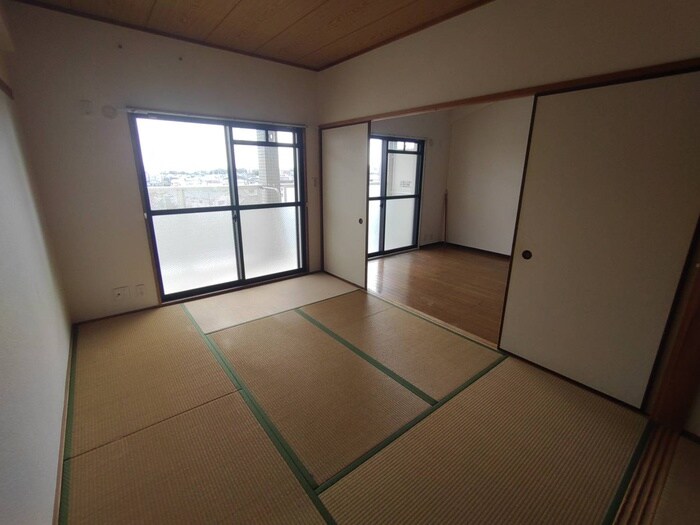 物件内観写真9　(居室)