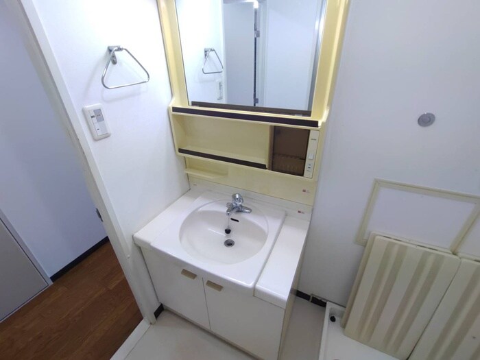 物件内観写真12　(洗面)