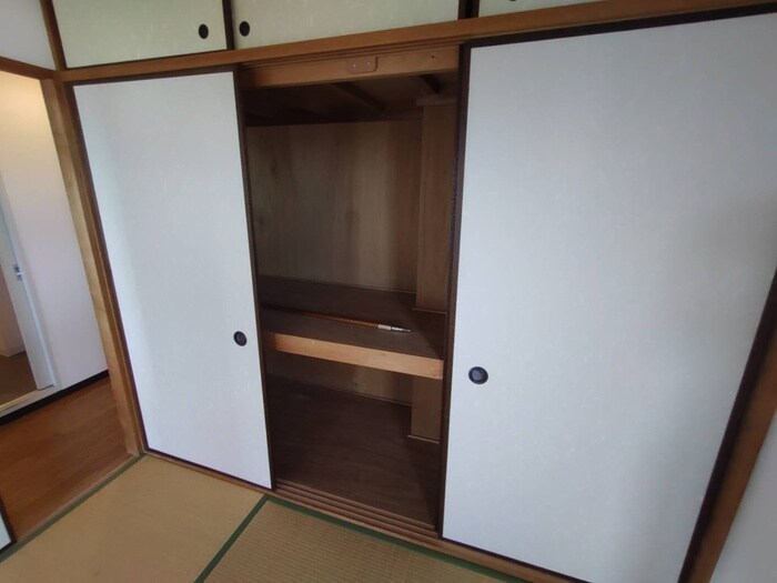物件内観写真16　(収納)