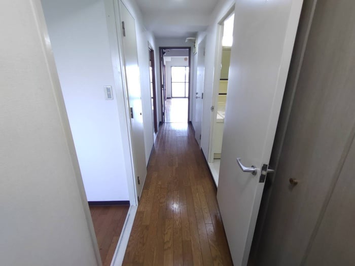 物件内観写真17　(廊下)